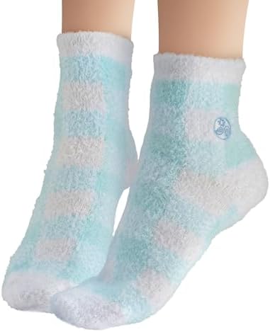 Earth Therapeutics Aloe Vera Socks – Infused with Natural Aloe Vera & Vitamin E – Helps Dry Feet, Cracked Heels, Calluses, Dead Skin - Use with Your Favorite Lotions - Blue Plaid