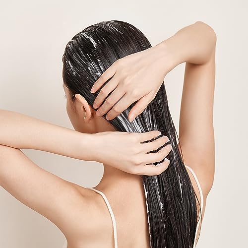 Alfaparf Milano Semi Di Lino Moisture Nutritive Leave-in Sulfate Free Conditioner for Dry Hair - Professional Salon Quality - SLS, Paraben and Paraffin Free - Safe on Color Treated Hair